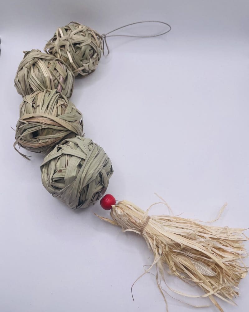 Timothy Grass Balls Hanging Toy/Treats Treat for Rabbit, Hamsters, Guinea Pigs, Chinchillas & Small Rodents