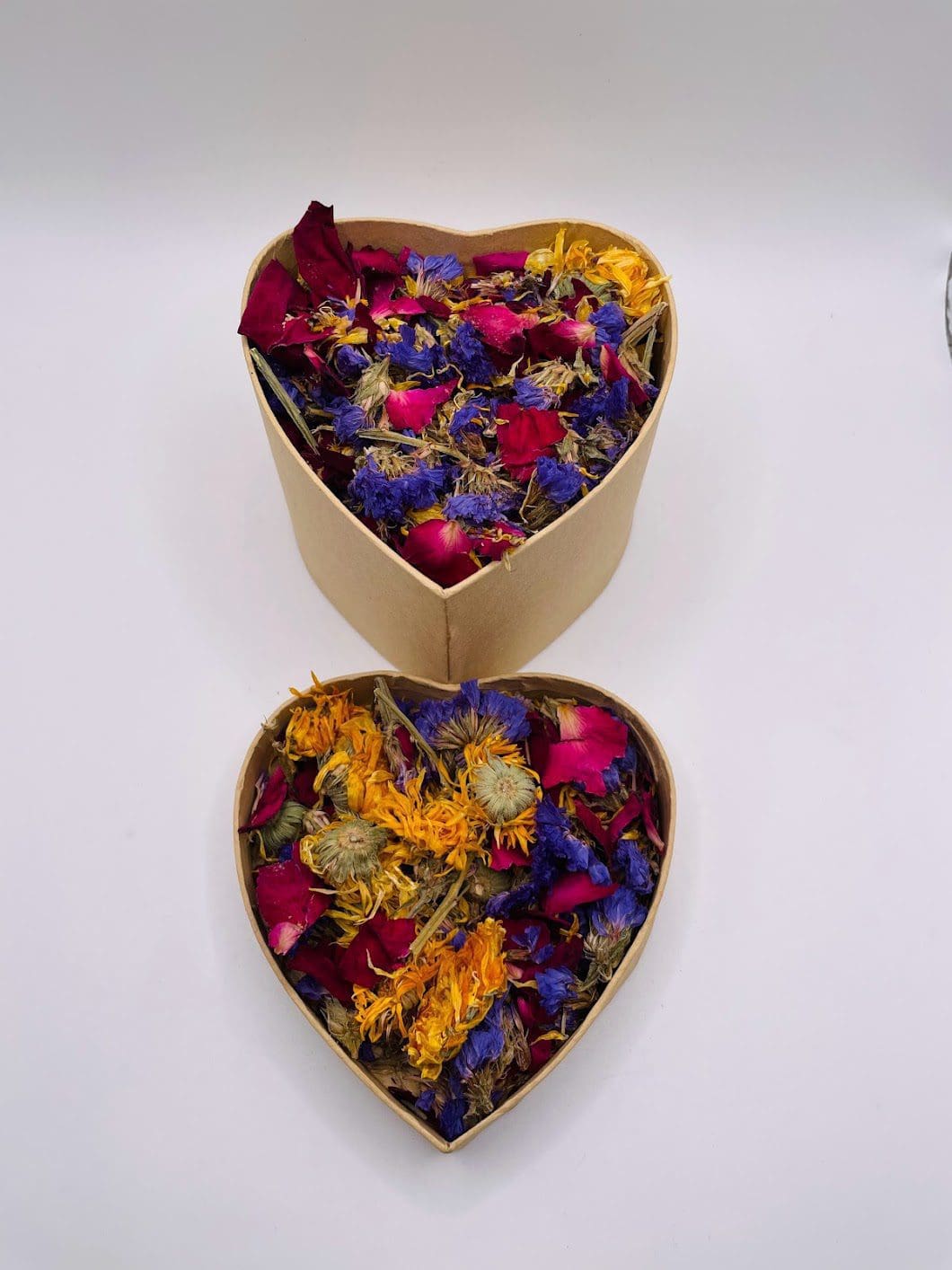 Valentine's Day Premium Forage Mix Treat For Rabbit, Hamsters, Guinea Pigs, Chinchillas & Small Rodents - Image 11