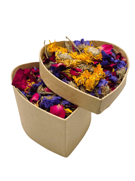 Valentine's Day Premium Forage Mix Treat For Rabbit, Hamsters, Guinea Pigs, Chinchillas & Small Rodents