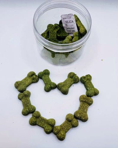 Doggy Bone Biscuits Timothy Grass Hay Perfect for Rabbit, Hamsters, Guinea Pigs, Chinchillas & Small Rodents.