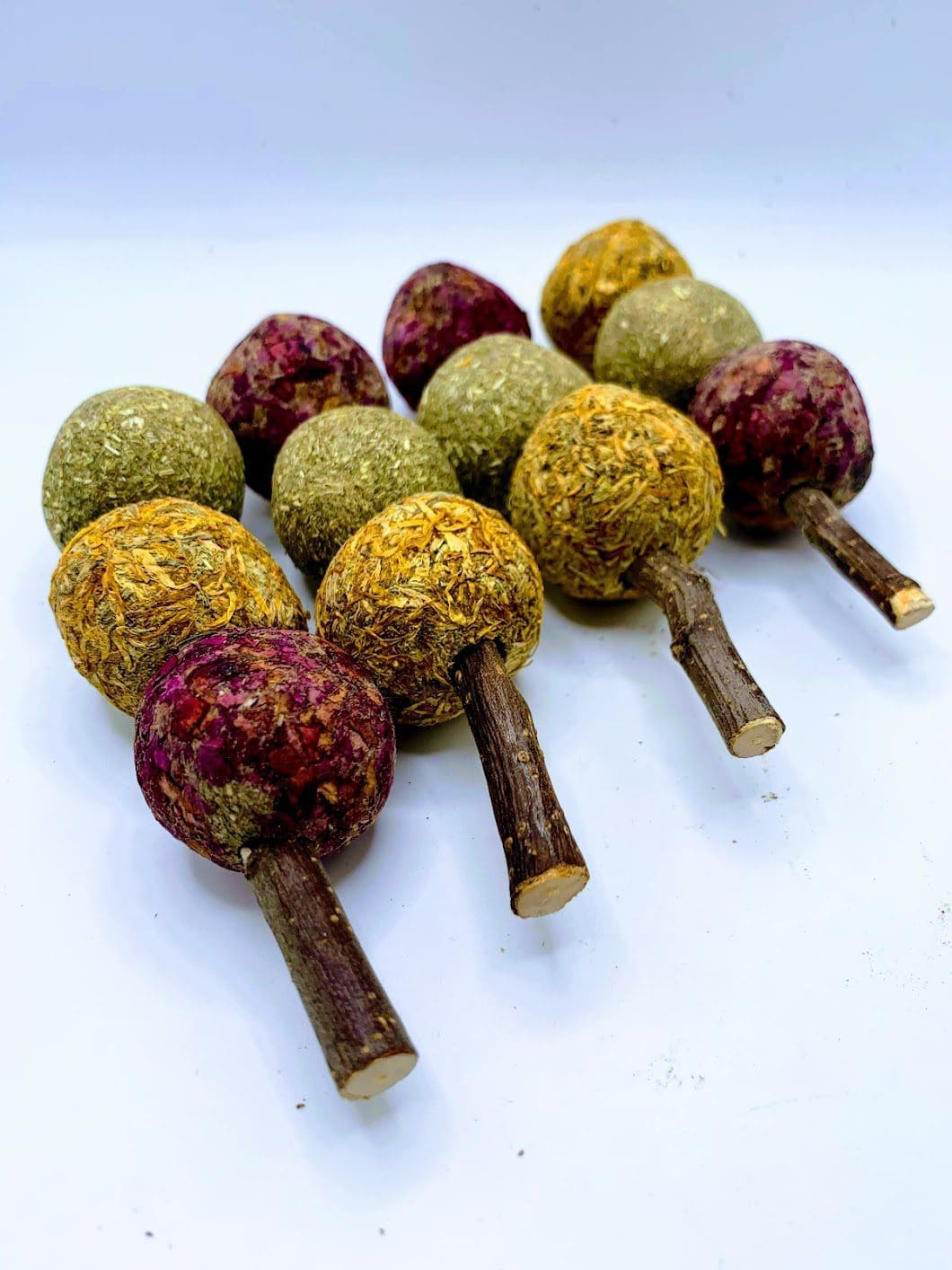 Meatball Skewer Grass Ball Lollipops Timothy Hay Treat.  Suitable for Rabbit, Hamsters, Guinea Pigs, Chinchillas & Small Rodents. - Image 6