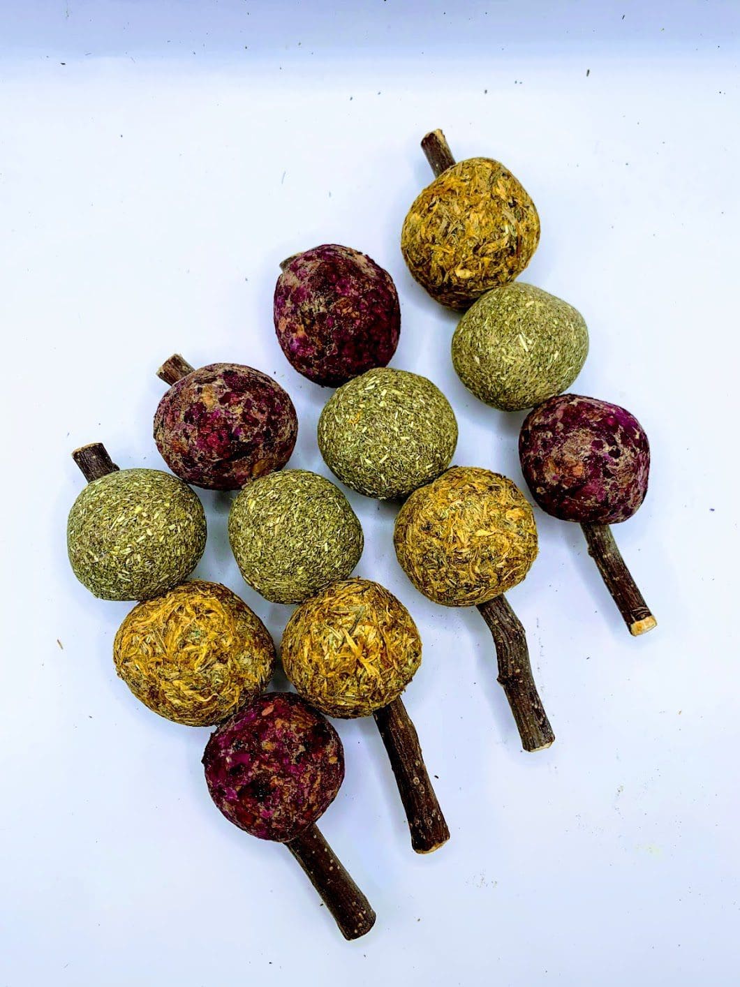Meatball Skewer Grass Ball Lollipops Timothy Hay Treat.  Suitable for Rabbit, Hamsters, Guinea Pigs, Chinchillas & Small Rodents. - Image 2